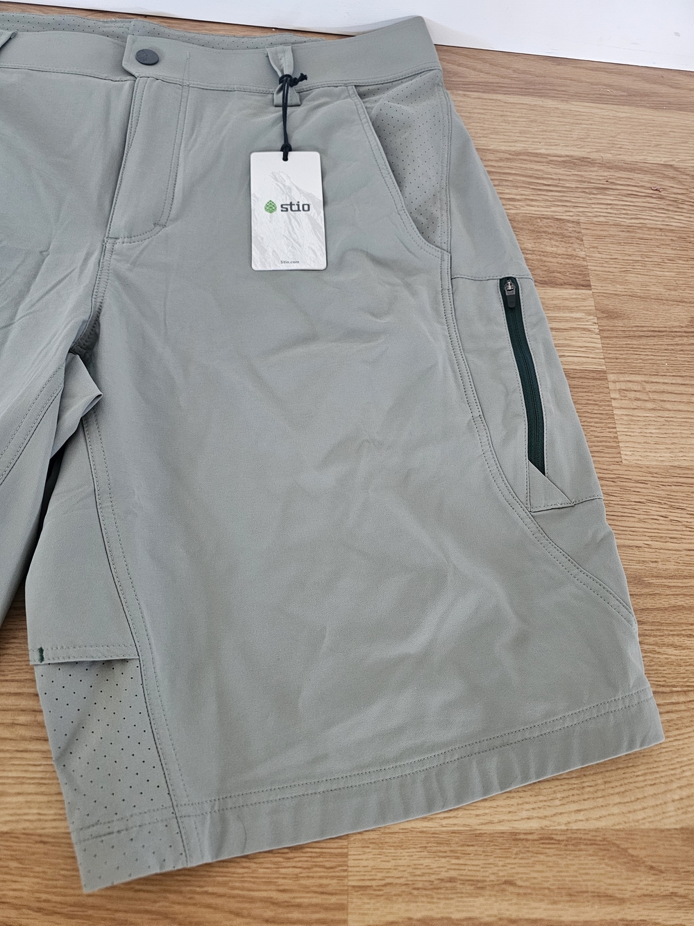 Stio Men's OPR Shorts NWT (Size 38 / 11.5" Inseam) adjustable to 35"/36"